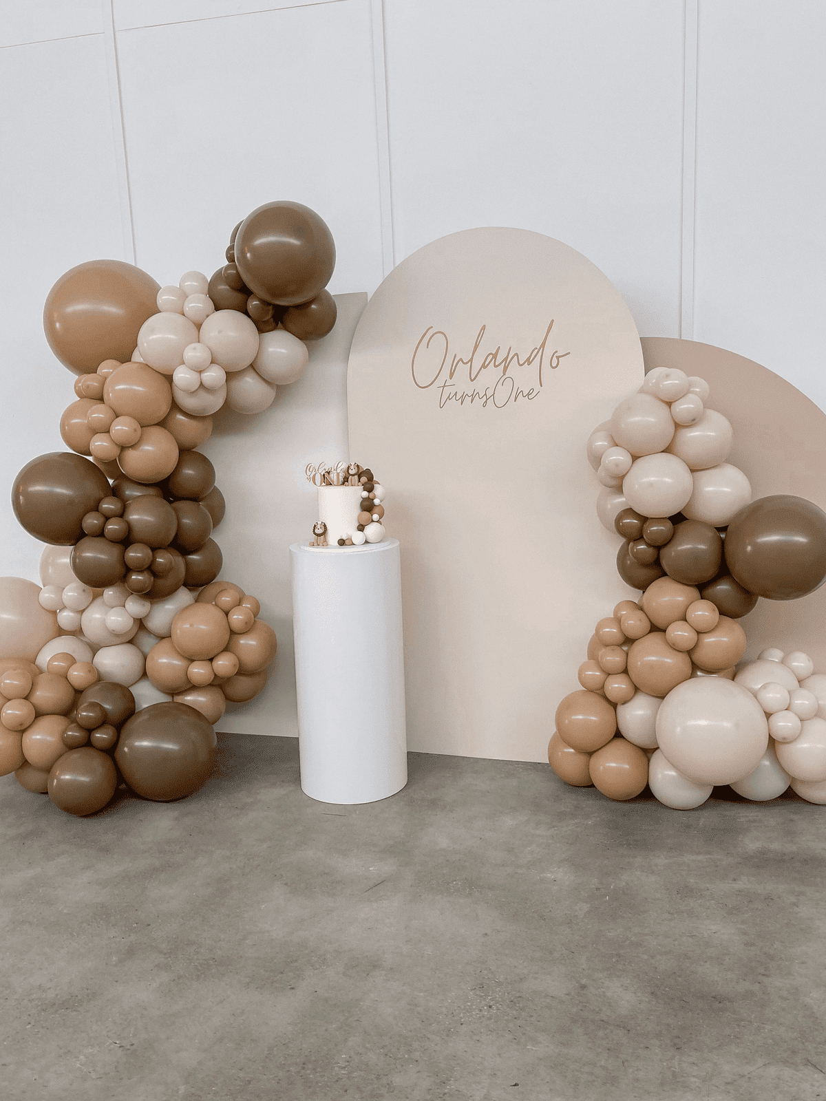 BEARY SWEET BALLOON GARLAND