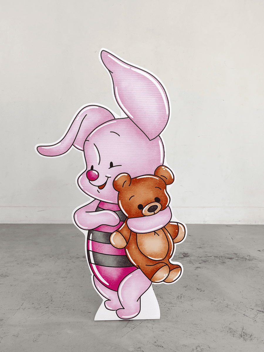 WINNIE THE POOH STANDEE SET