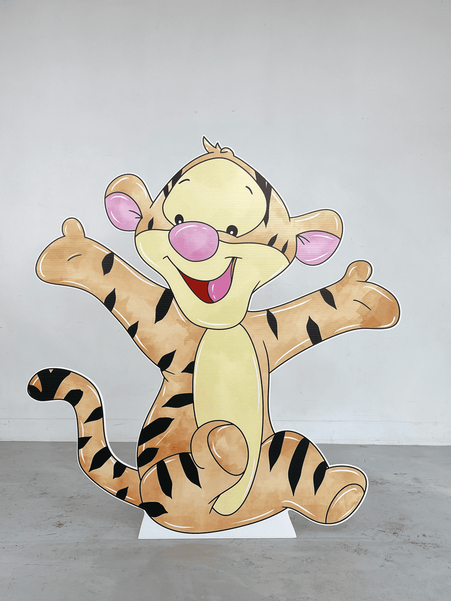 WINNIE THE POOH STANDEE SET