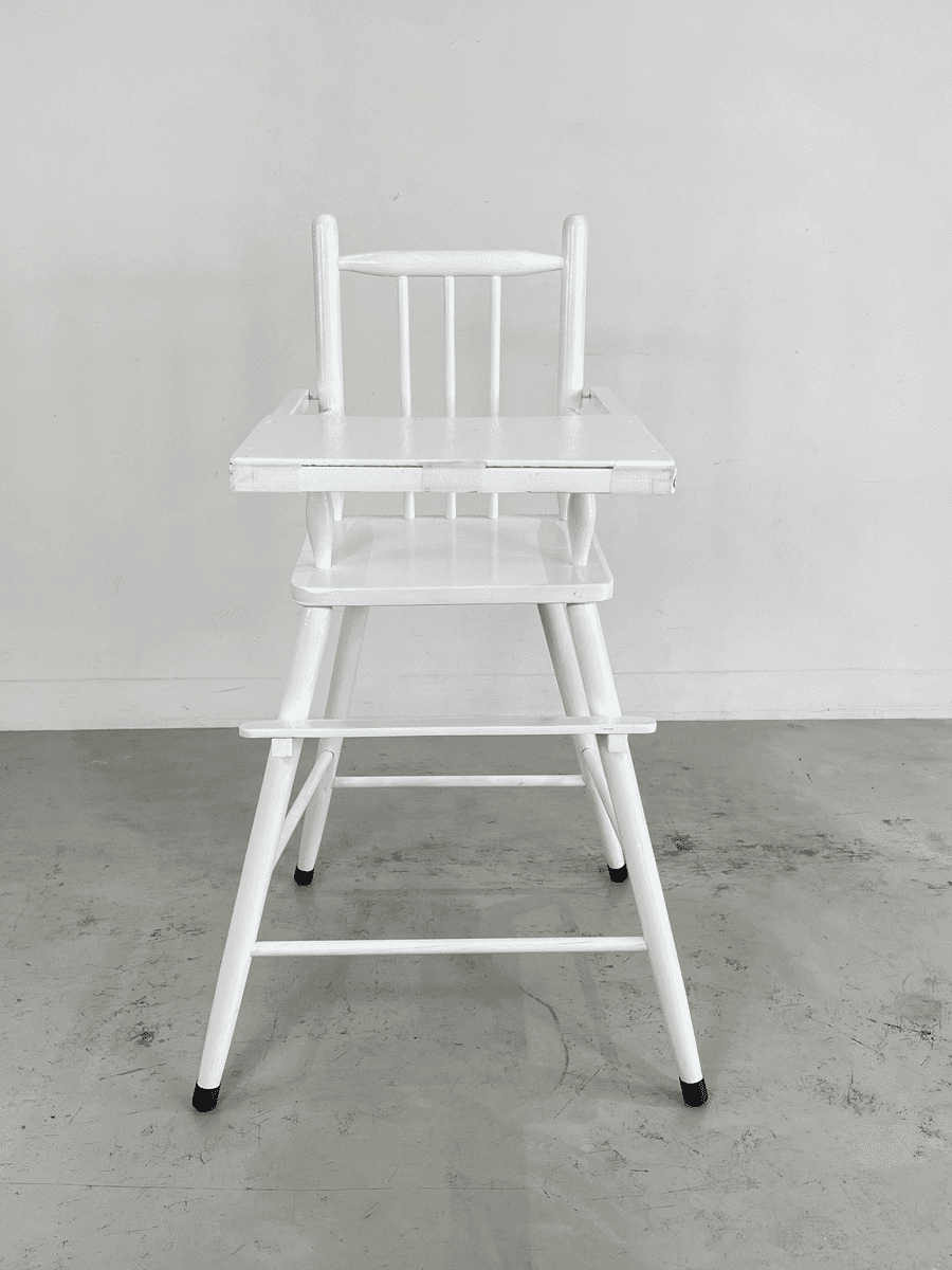 VINTAGE HIGH CHAIR W/ BUNTING