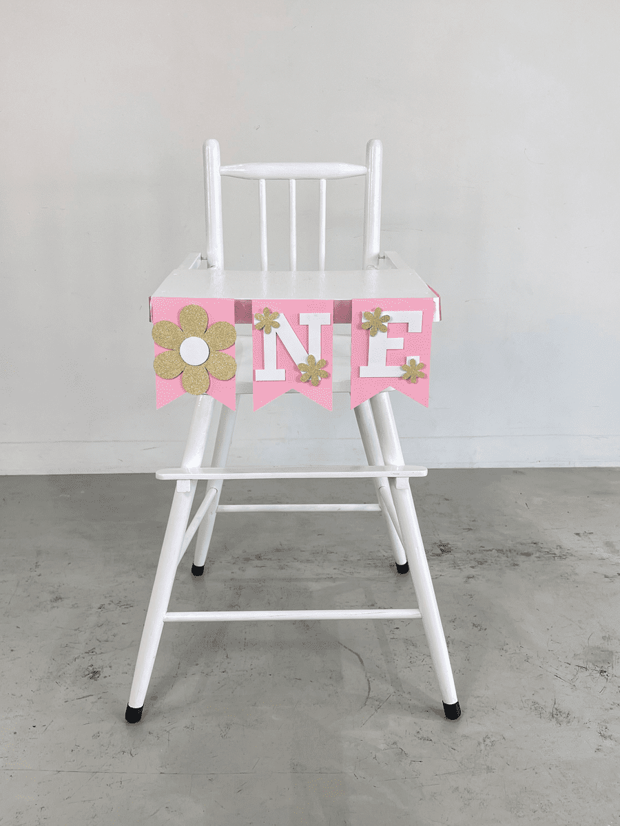 VINTAGE HIGH CHAIR W/ BUNTING