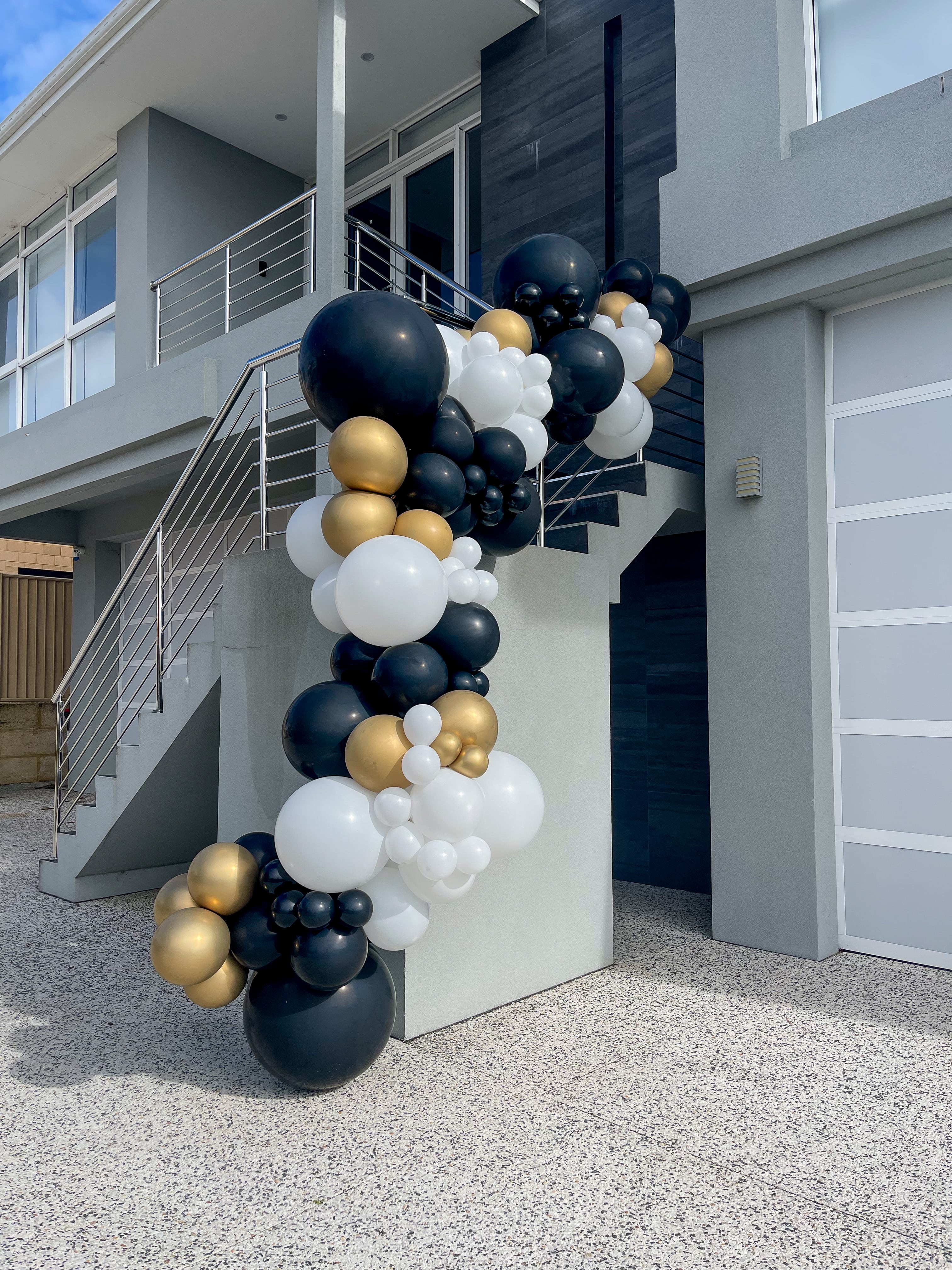 Suited Up – Luxe DIY Balloon Garland Kit